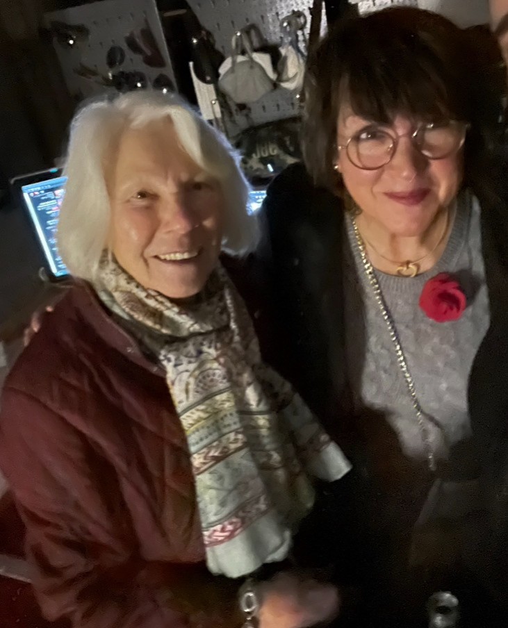 Ursula Dorn und Manuela Engel-Dahan beim MUTmachSALON